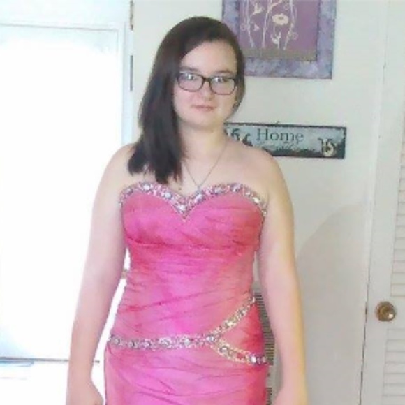 Meet your Posher, Rebekah - Picture 6 of 8